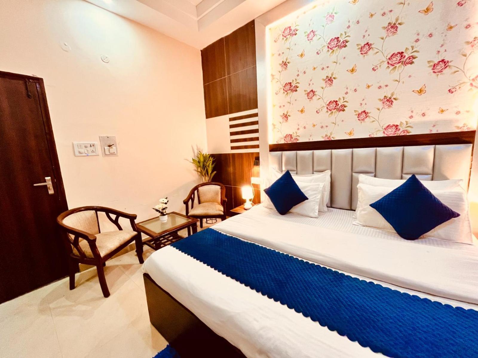 Hotel Ramawati Near Ganga Ghat Haridwār Zewnętrze zdjęcie